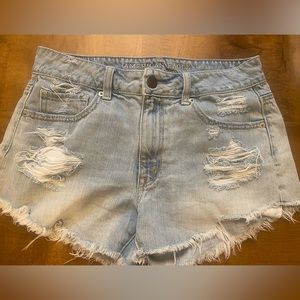 American Eagle NWOT shorts size 6